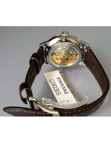  Reloj hombre analogico, con caja carbonox de estilo deportivo, sumergibilidad 20 atm- diving, movimiento cuarzo swiss made, esf